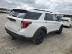 Ford Explorer - 3