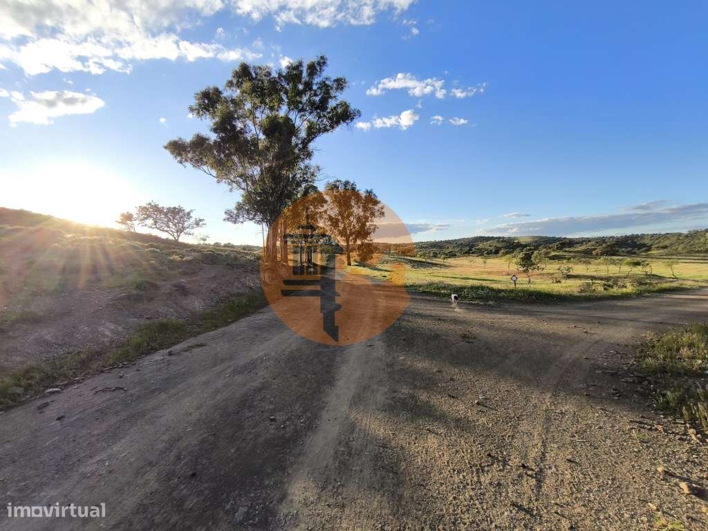 TERRENO RÚSTICO COM 20.520 M2 - VISTA RIO - COM POÇO - NA FOZ DE OD... - Grande imagem: 5/35