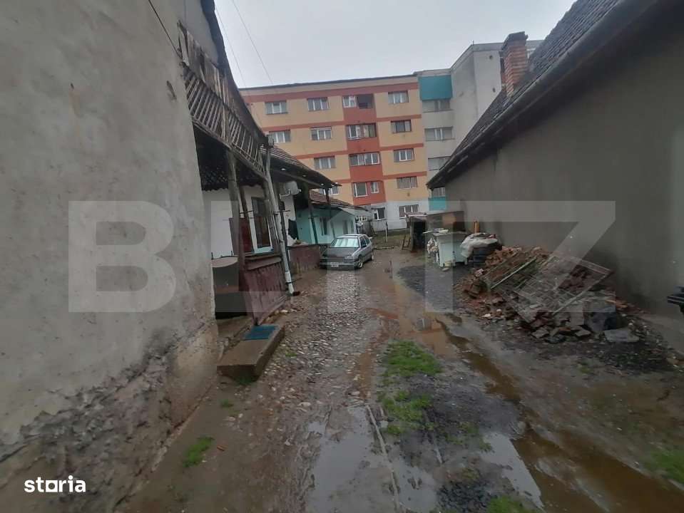 Casa renovabila 200mp 6 camere 1 bucatarie 1 baie 450mp teren Zona Aiu - Imagine principală: 2/3