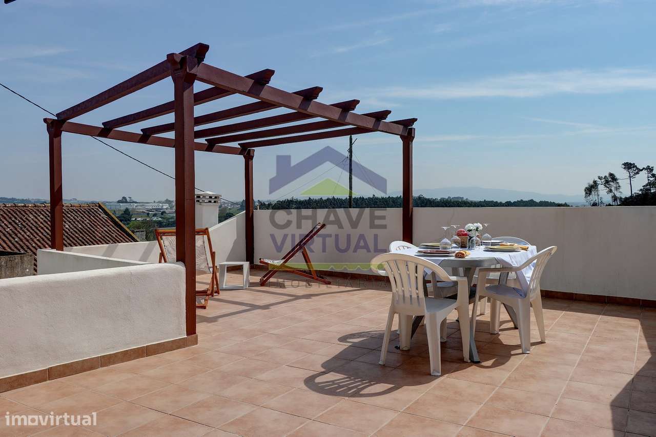 Moradia V3+1 Renovada com Terraço - Baraçais, Bombarral-21