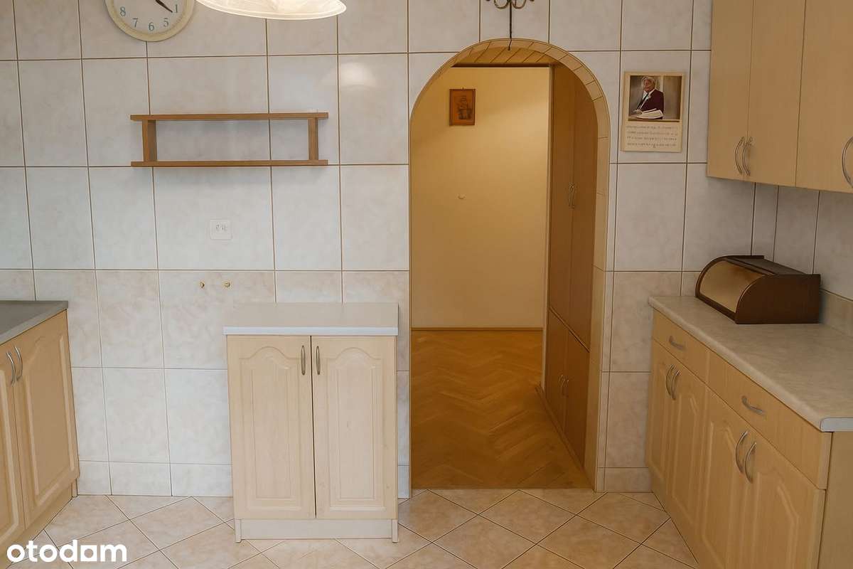 2 -pokoje z osobną kuchnią 51,3 m -os. Teatralne Nowa Huta OKAZJA!-5