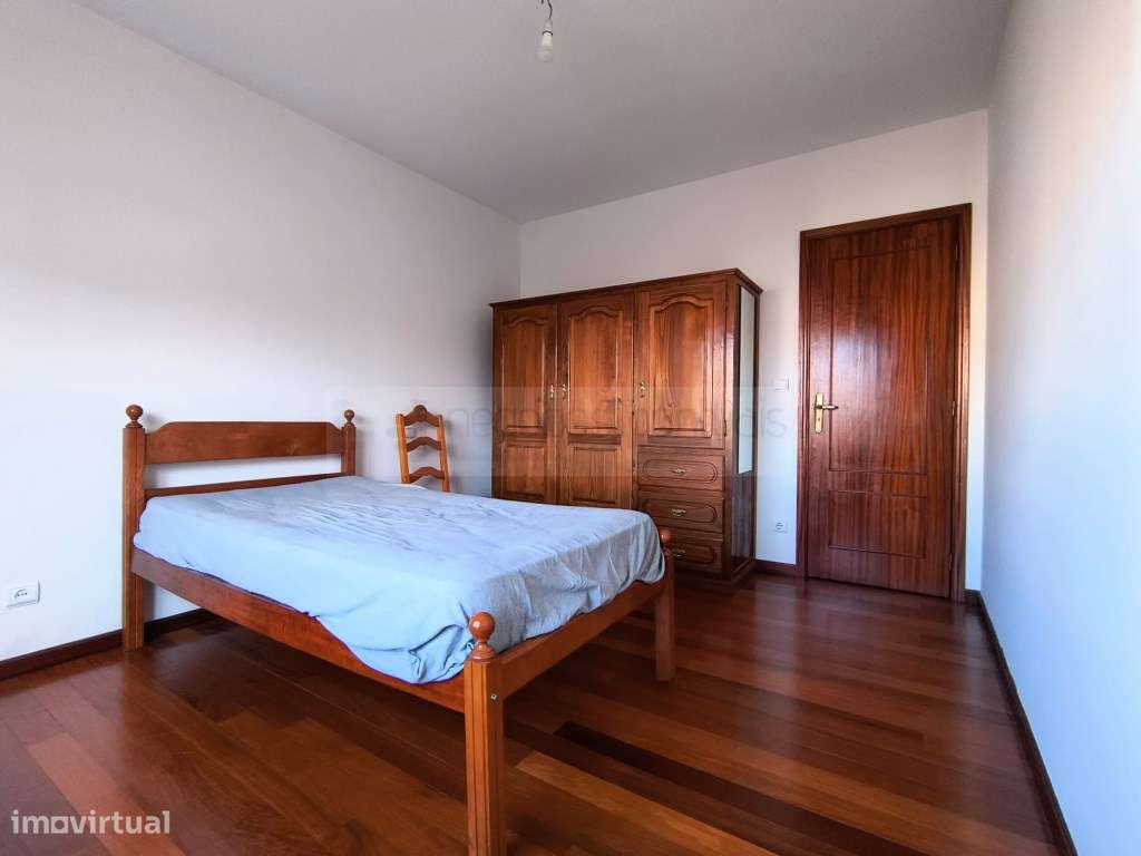 Apartamento T3 - próximo ao Braga Parque, com lugar de garagem-22