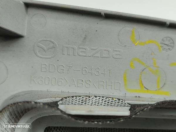 Aro Consola Central Mazda 3 (Bl) - 5