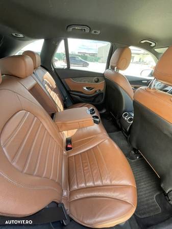 Mercedes-Benz GLC 220 d 4Matic 9G-TRONIC - 10