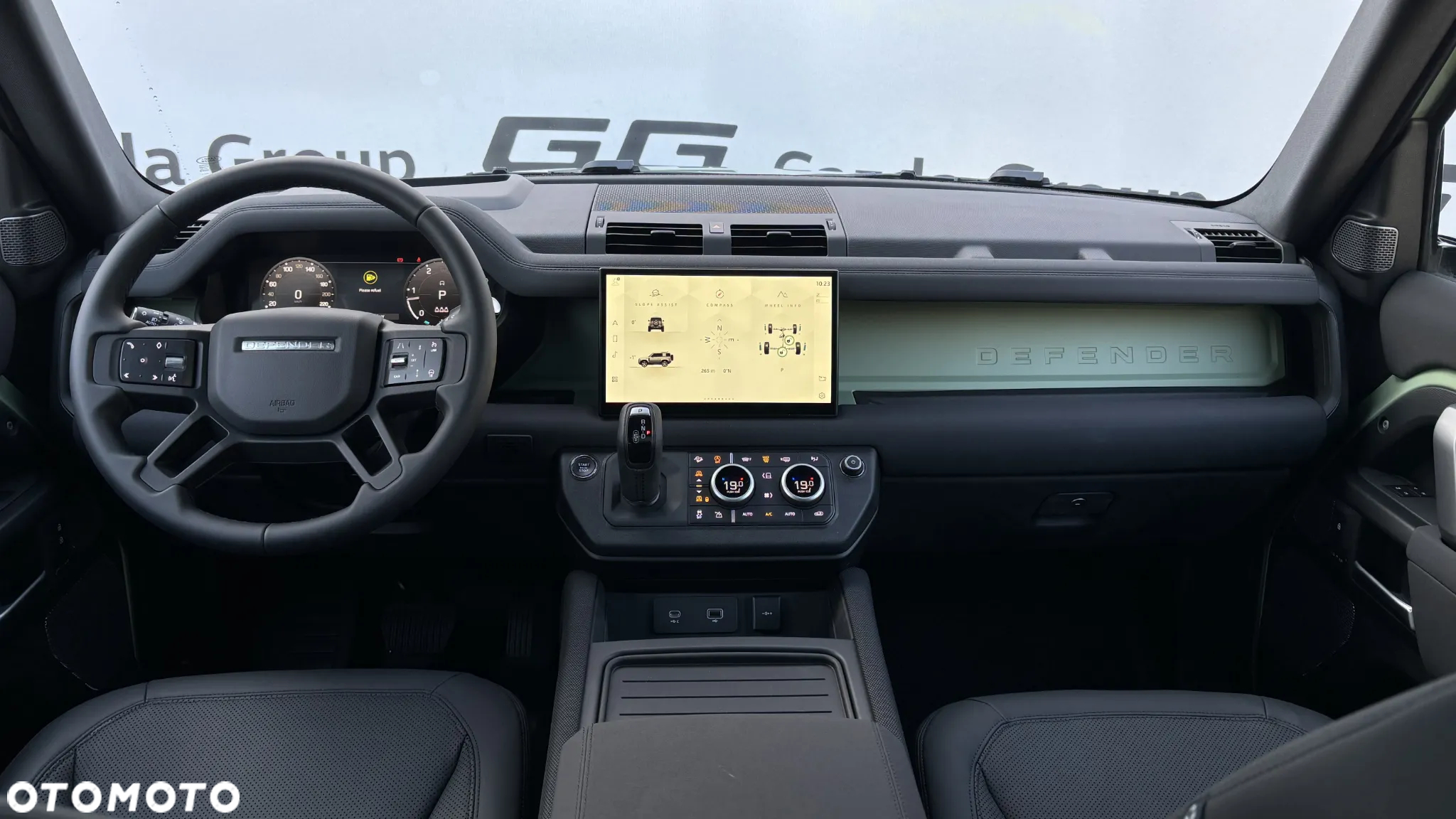 Land Rover Defender 110 3.0 D300 mHEV 75th Limited Edition - 4