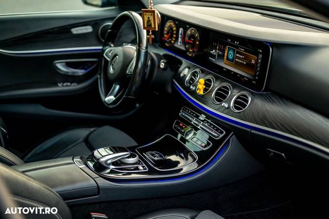 Mercedes-Benz E 220 d T 9G-TRONIC Avantgarde - 10