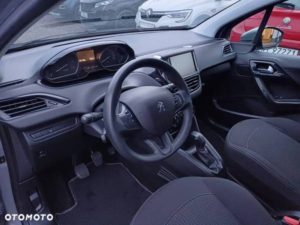 Peugeot 208 1.5 BlueHDi Signature S&S - 11