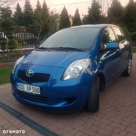 Toyota Yaris 1.3 VVT-i Luna - 1