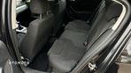 Volkswagen Passat 2.0 TDI DPF Comfortline - 22