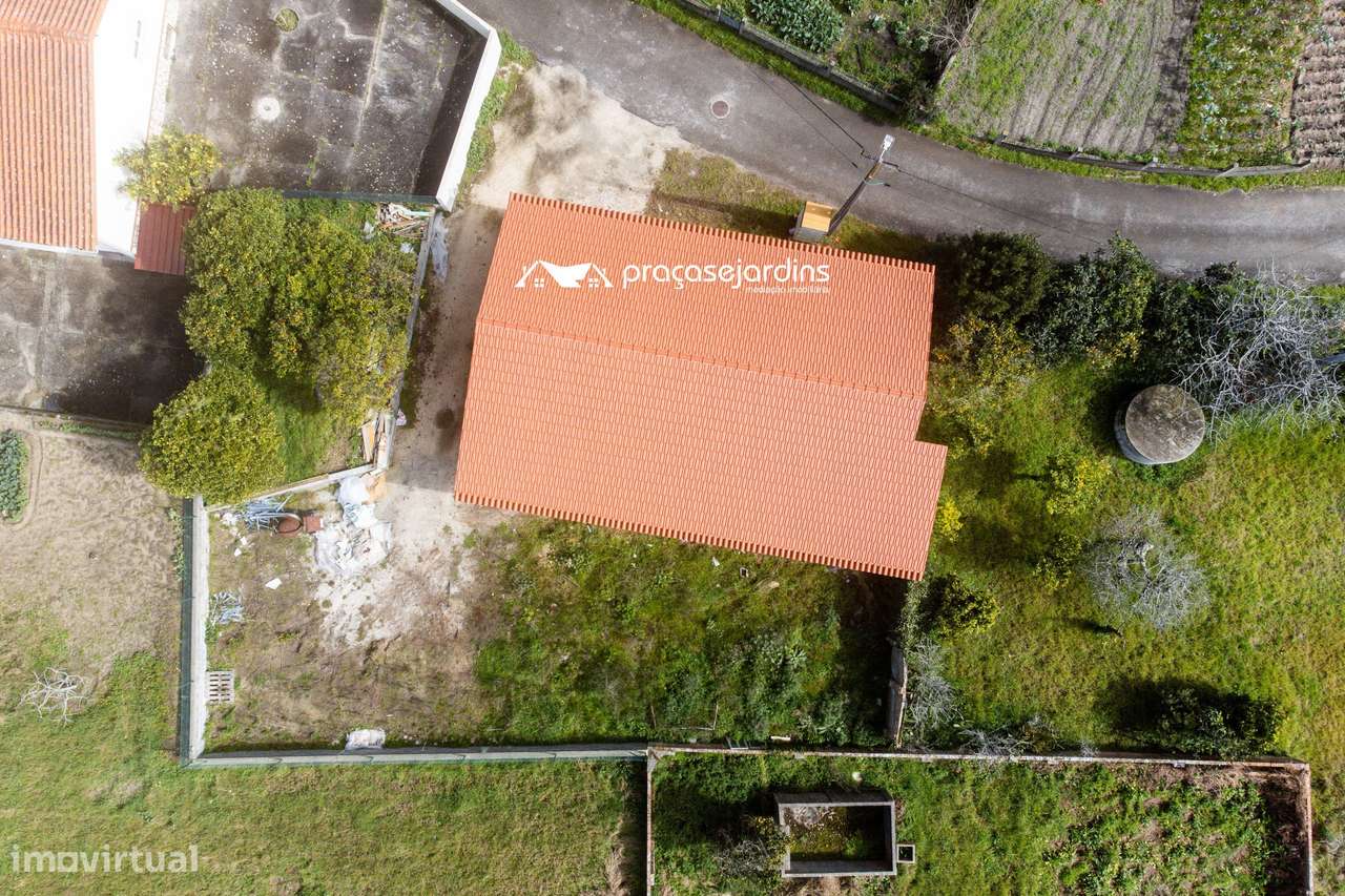 Moradia T3 térrea-19