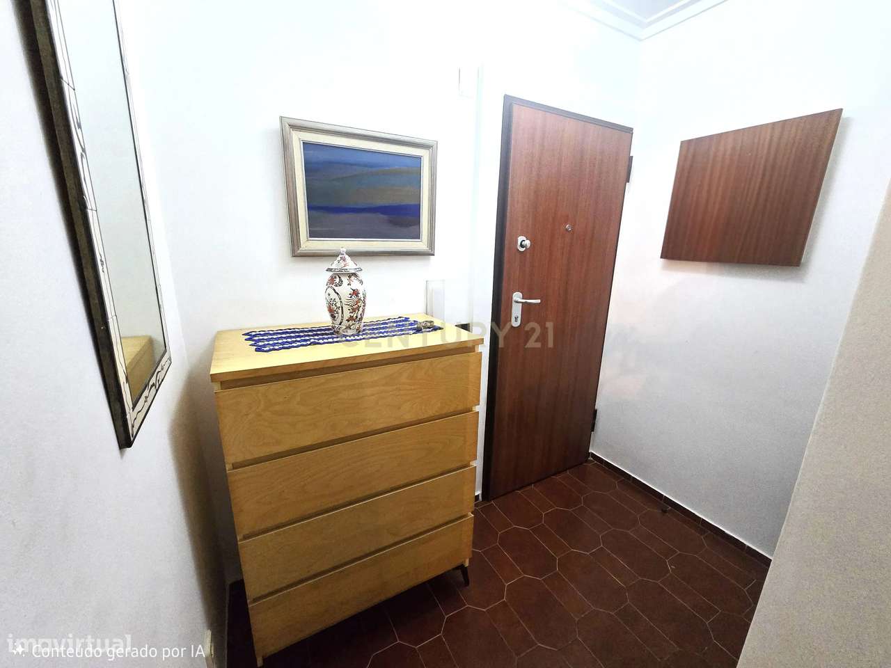 Apartamento T1 na Ramalha em Almada com Varandas e Elevador-13