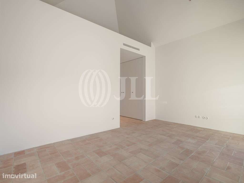 Moradia T3 com piscina em Tavira Algarve-9