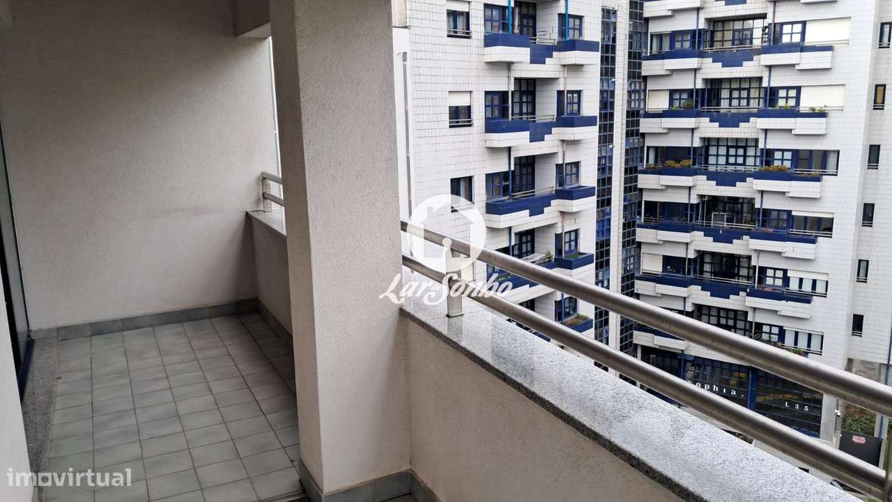 Apartamento T1 - Porto - Grande imagem: 5/24