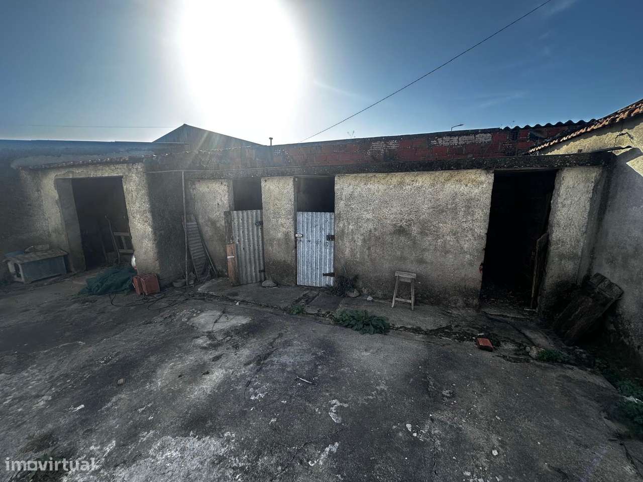 Duas Casas + Terreno 1400m²! - Grande imagem: 5/25