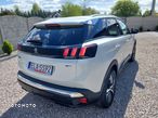 Peugeot 3008 1.2 PureTech Allure S&S - 10