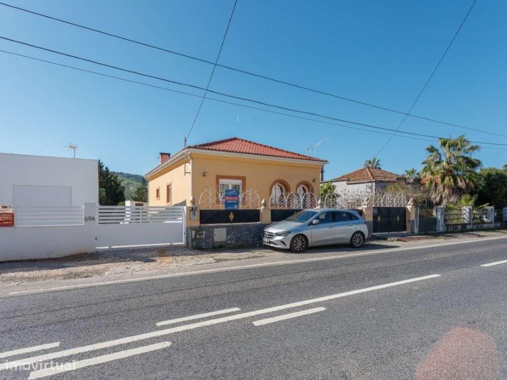 Moradia em Loures com 6 quartos e ótimos acessos - Grande imagem: 2/35