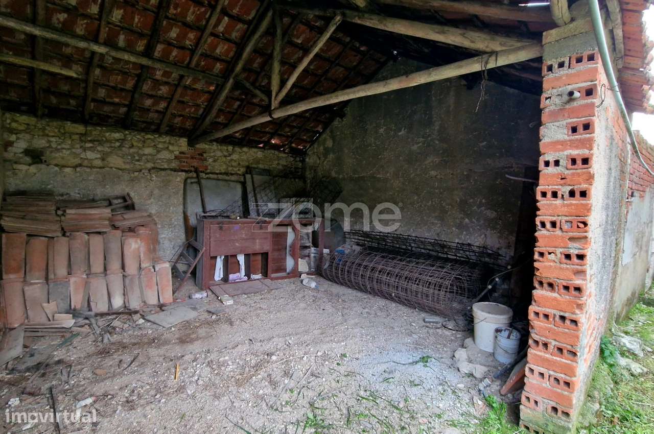 Moradia T4 em Carvalhal da Aroeira-30