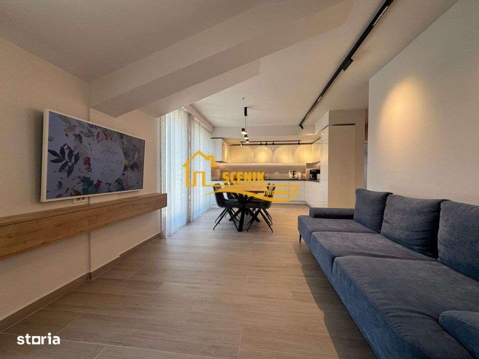 Penthouse de exceptie, vedere Tampa, acces exclusivist cu liftul pana-1