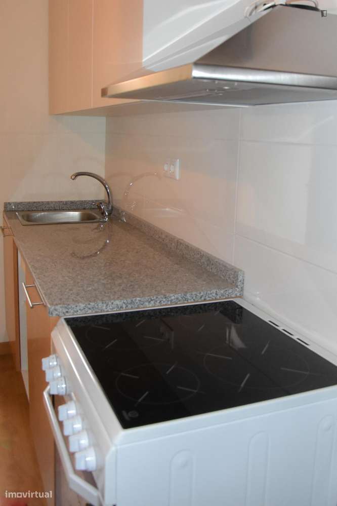 Apartamento com 1 quartos - localizado em Santo Ildefonso Porto - Grande imagem: 5/10