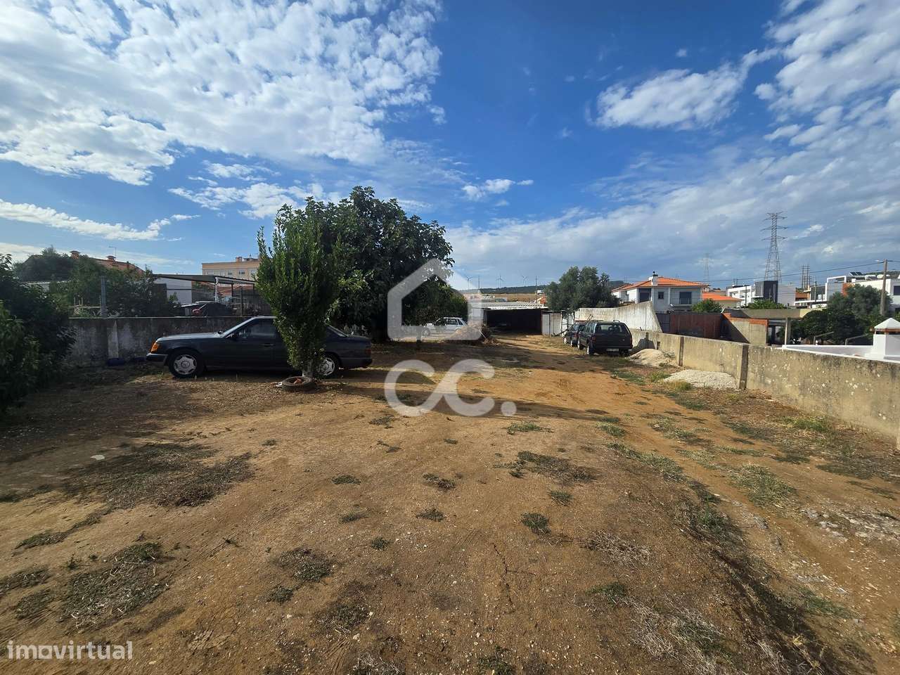 Moradia T3 com Garagem e Lote de 1110 m² – São Julião do Tojal, Loures-5