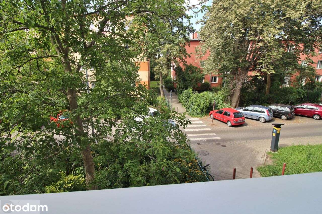 3/4 pokoje-osobna kuchnia/niska kamienica/Metro-10