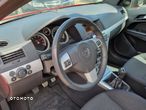 Opel Astra III GTC 1.6 Cosmo - 12