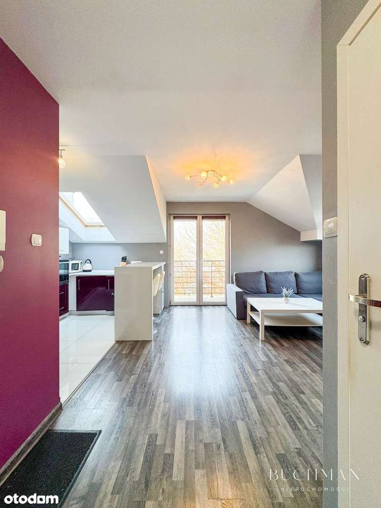 Przytulne mieszkanie z 2 miejscami parkingowymi na zamkniętym osiedlu - Pełny obrazek: 2/13