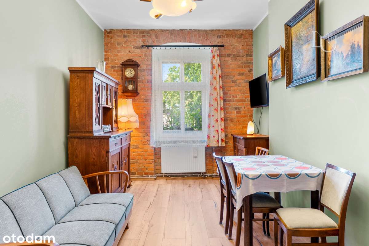 Klimatyczne 2 pokoje do wejścia, w centrum Gliwic-0