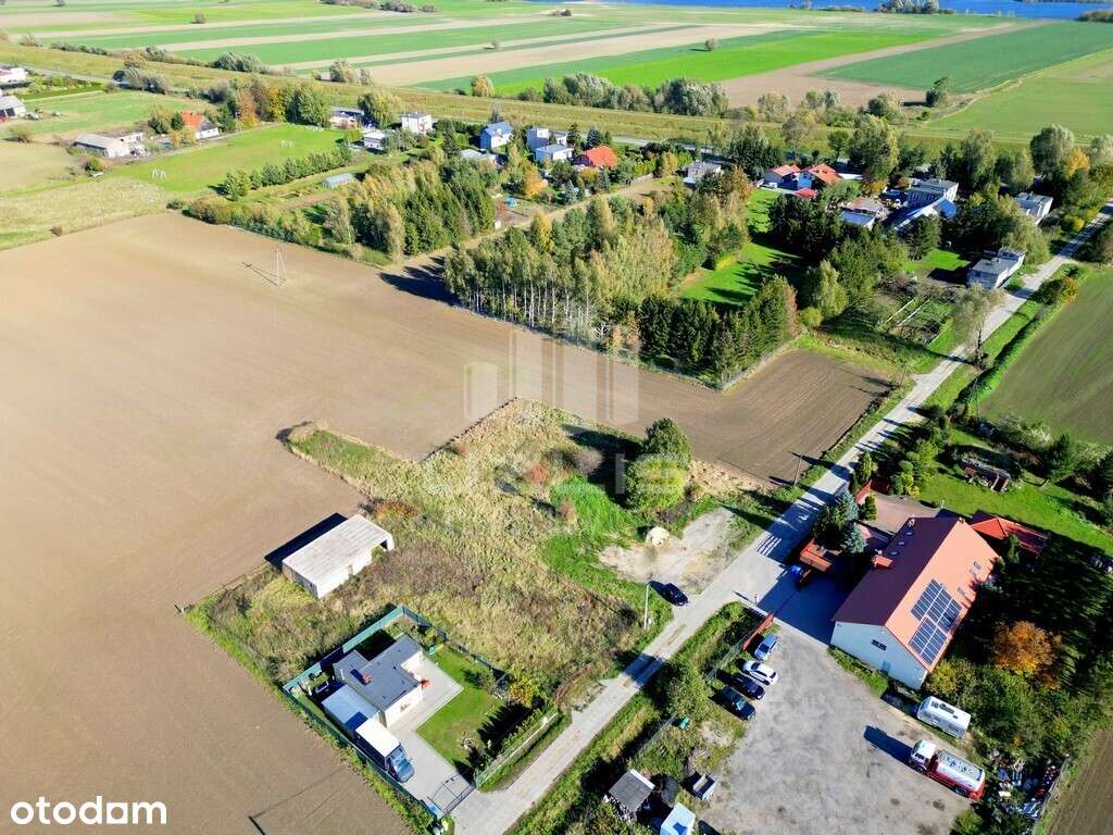 Dom w spokojnej okolicy-8