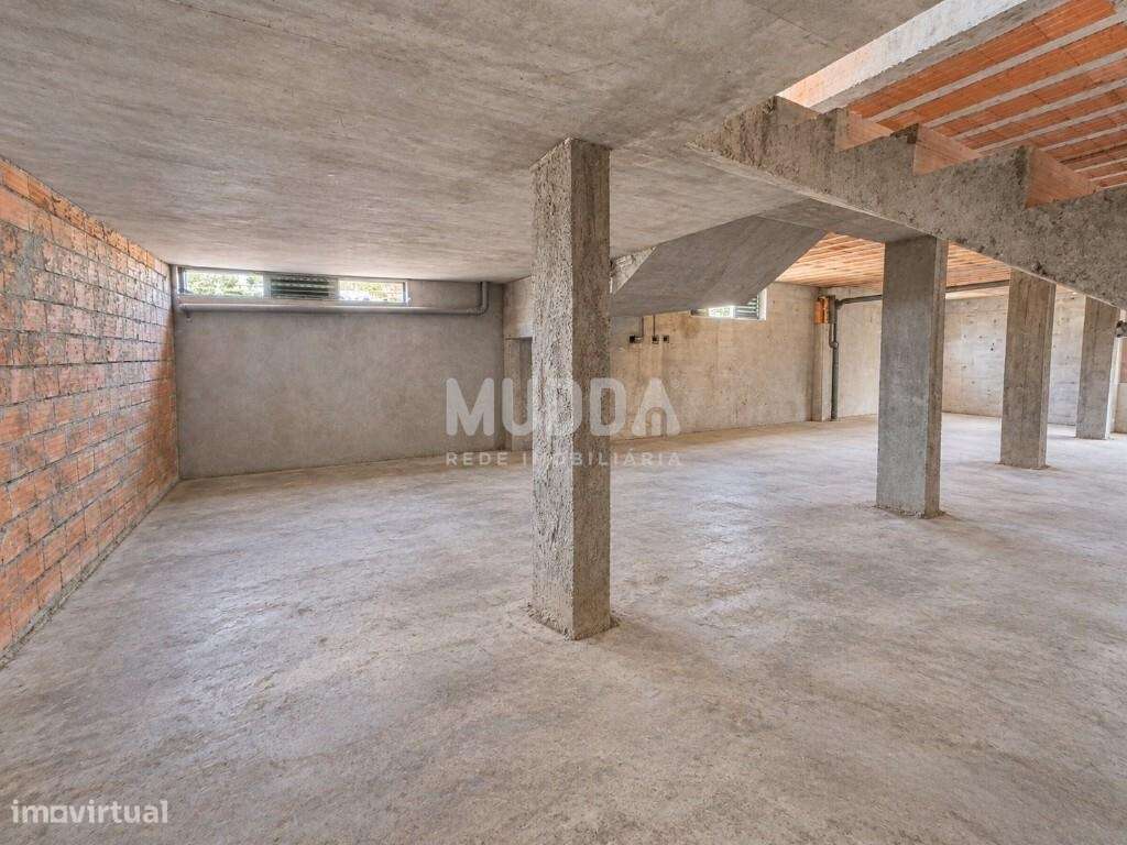 Fantástica loja nova na Madalena, Vila Nova de Gaia.-6