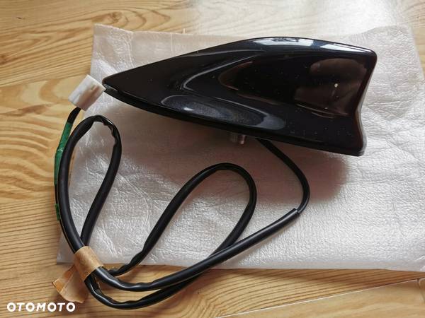 Toyota Yaris III Antena GPS rekin Auris II Rav4 IV NOWA OEM - 1