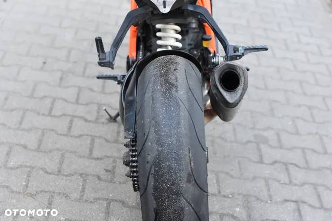 KTM Super Duke - 16