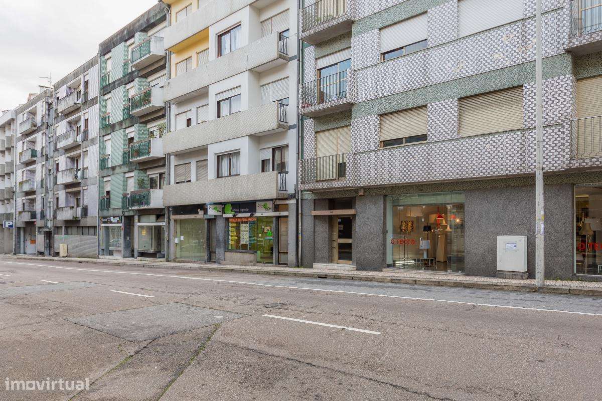 Quarto - localizado em Santo Ildefonso Porto - Grande imagem: 4/8