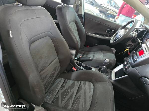 Kia Ceed SW 1.4 CRDi Prime - 14