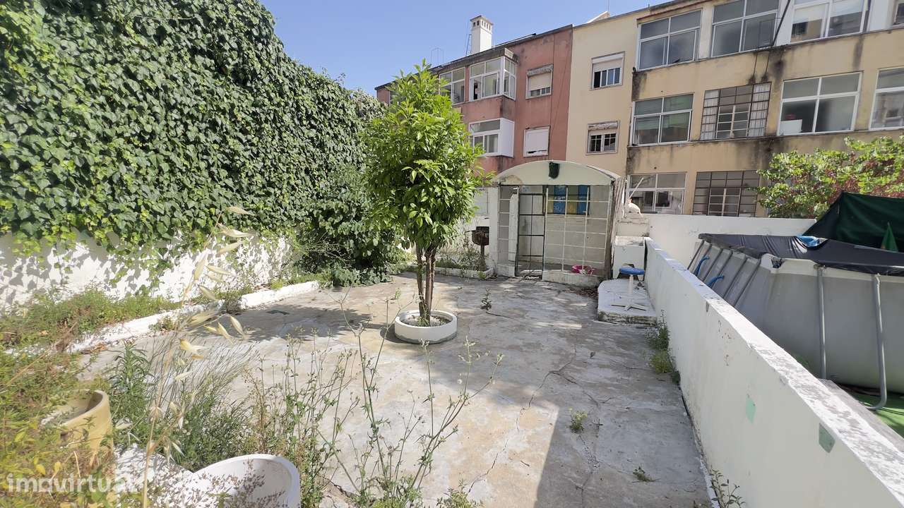 Apartamento T2 Benfica-14