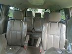 Chrysler Town & Country 3.6 Limited - 16