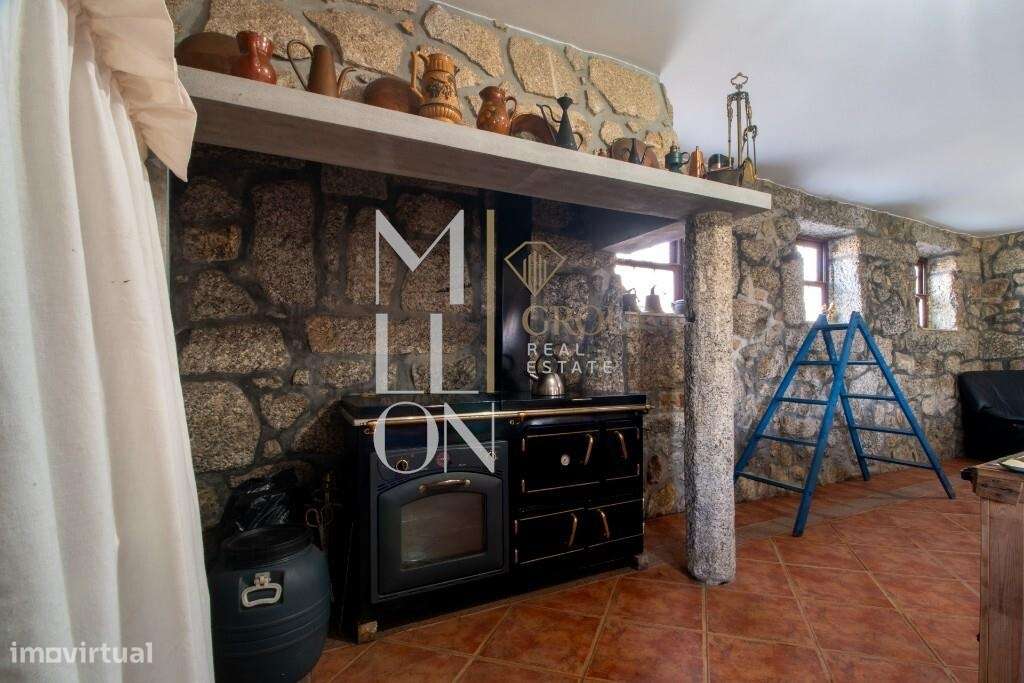 Quinta do Loureiro: Uma Casa Solar Histórica e Elegante em Lousada-13