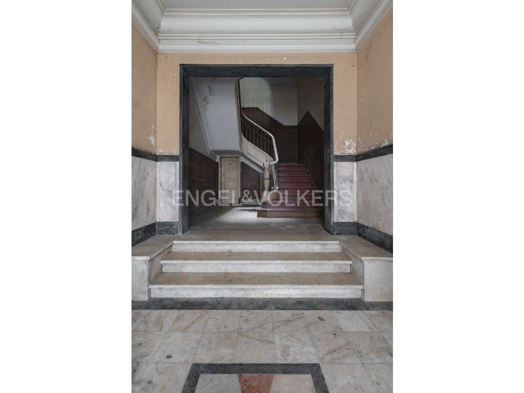 Predio para oportunidade de investimento em Arroios-19