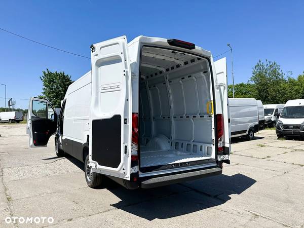 Iveco Daily 35S18V od ręki L4H2 16m3 - 6