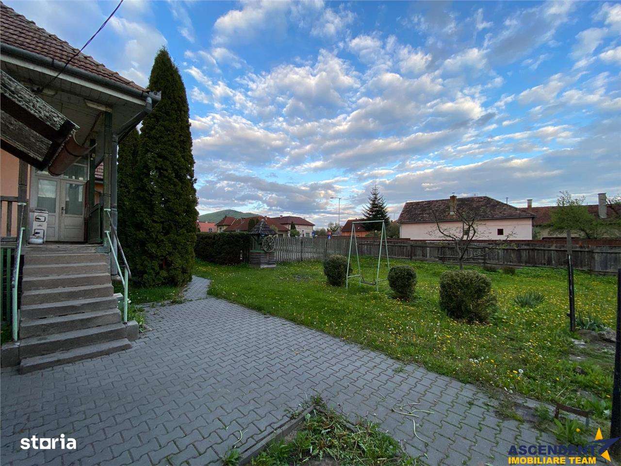 TUR 3D! In areal apreciabil,particulara casa cu 680 mp teren,Miercurea - Imagine principală: 4/18