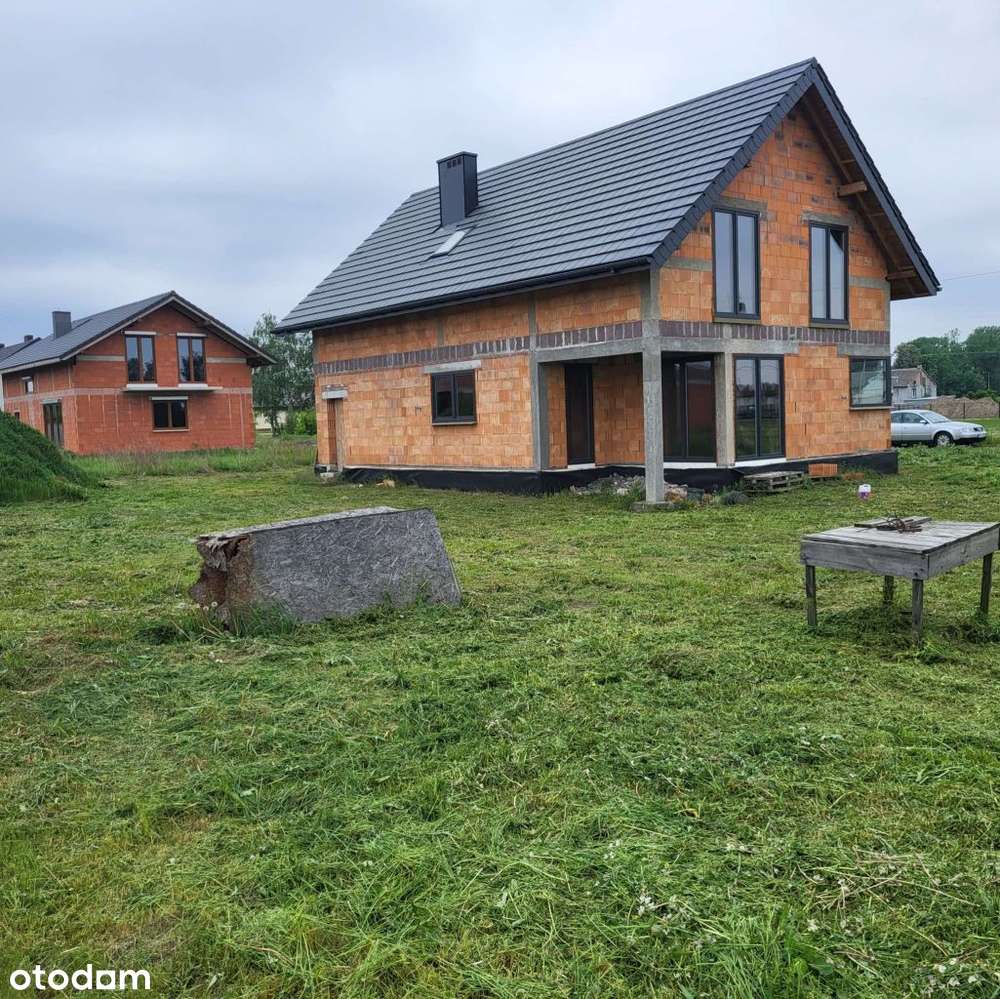 dom w stanie surowym zamkniętym Osiek Mały woj wlk-9