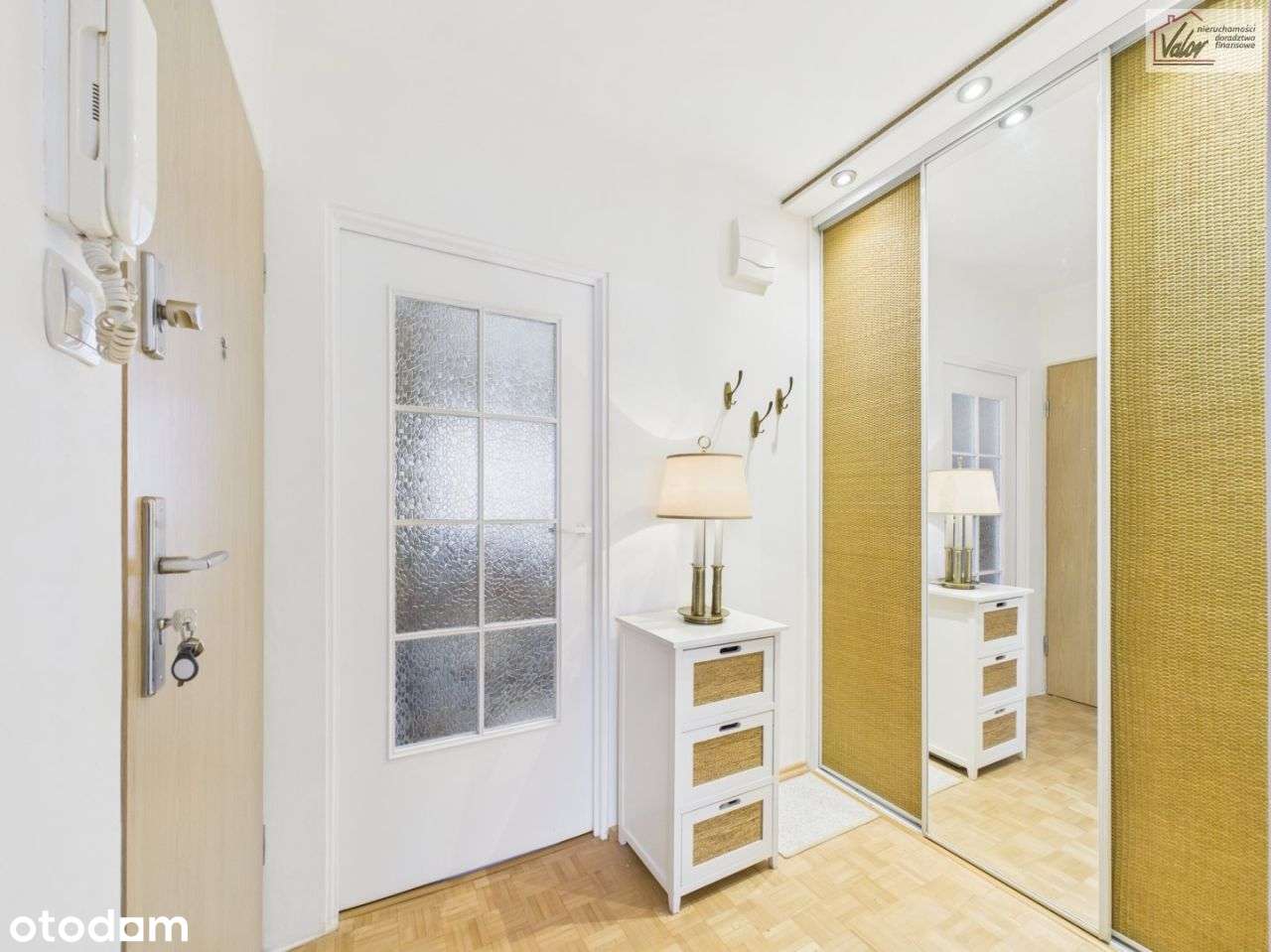 Ul. Orłowicza 3, – świetna lokalizacja do życia !!-9