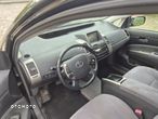 Toyota Prius 1.5 VVT-i Sol - 9