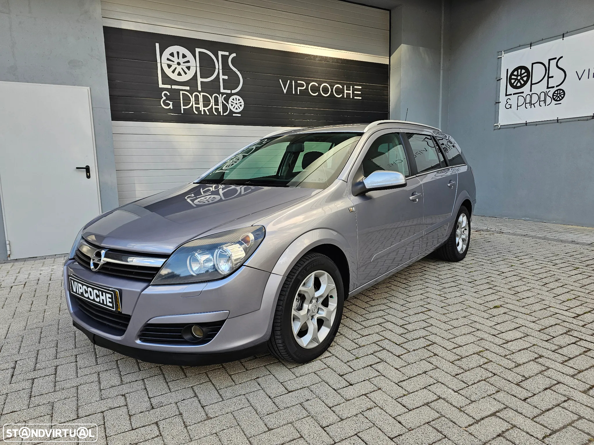 Opel Astra Caravan 1.7 CDTi Cosmo - 24