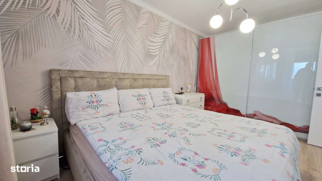 Apartament cu 4 camere la gura de metrou 1 Decembrie.-16