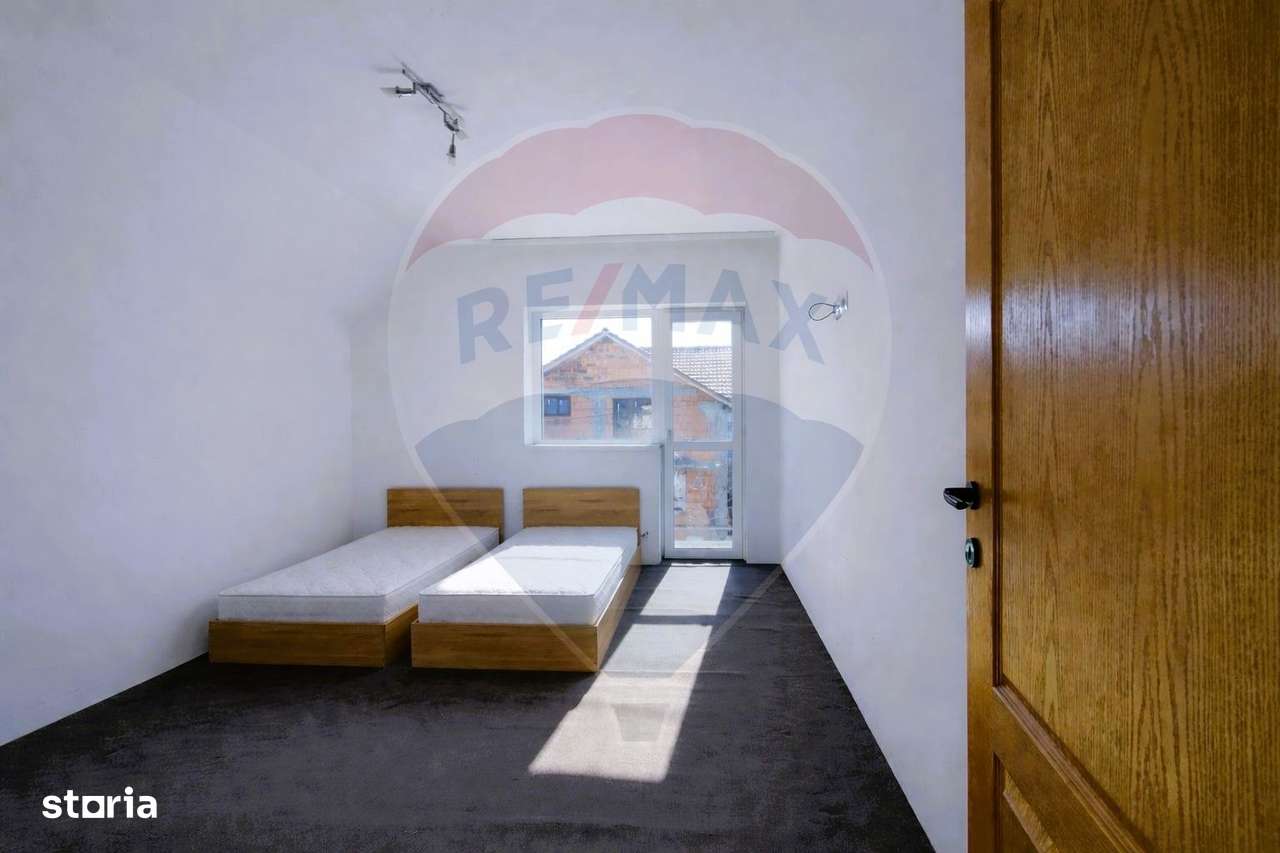 Casă / Vilă cu 5 camere de vânzare-6