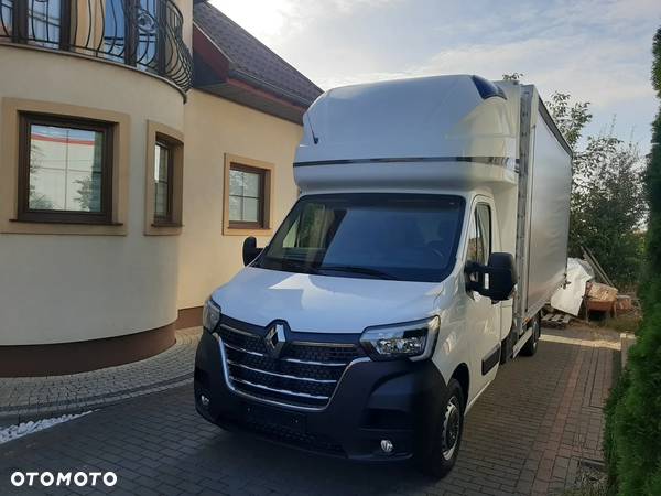 Renault Master - 24