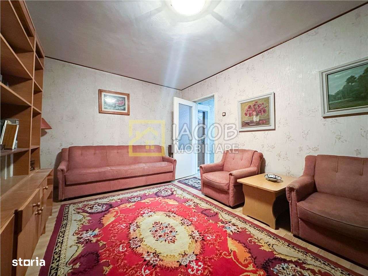 De inchiriat apartament 2 camere decomandate – Cornisa Bistritei, Baca - Imagine principală: 4/10