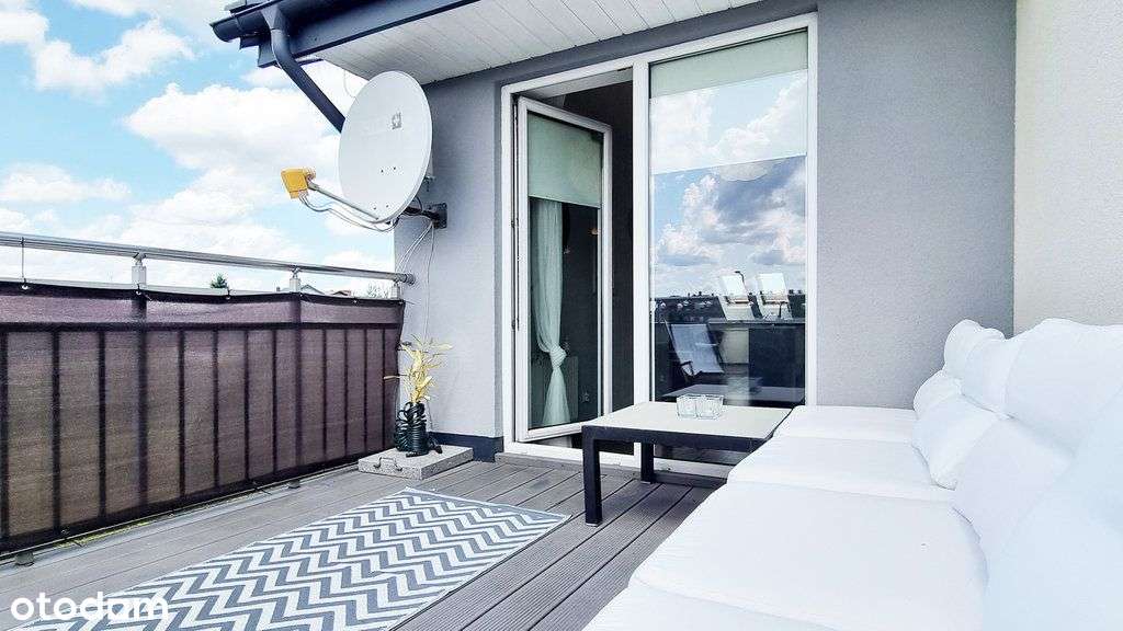 Jednopoziomowe z tarasem, komórką oraz halą-14