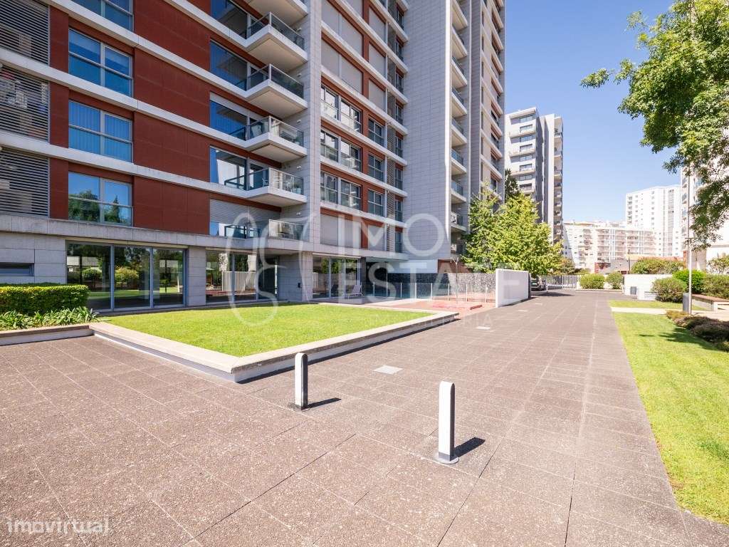 Apartamento T3 Condomínio Privado | Lisboa-24